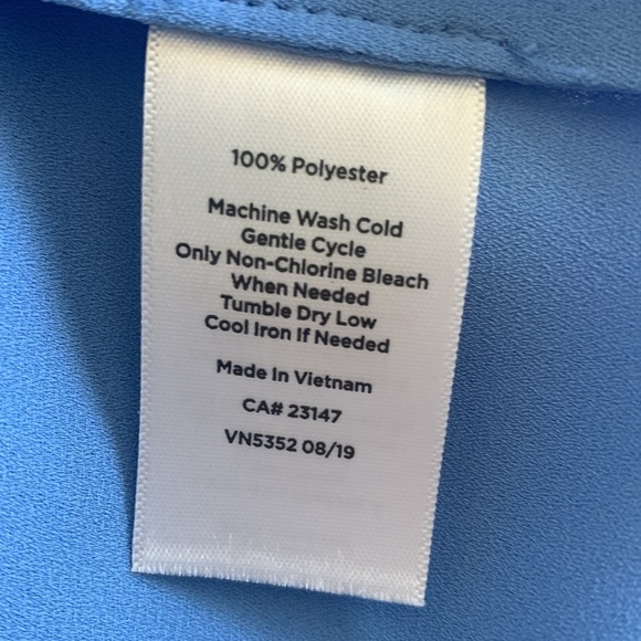 Talbots Blue Sleeveless Blouse with Tie Neck size xs - Picture 4 of 5